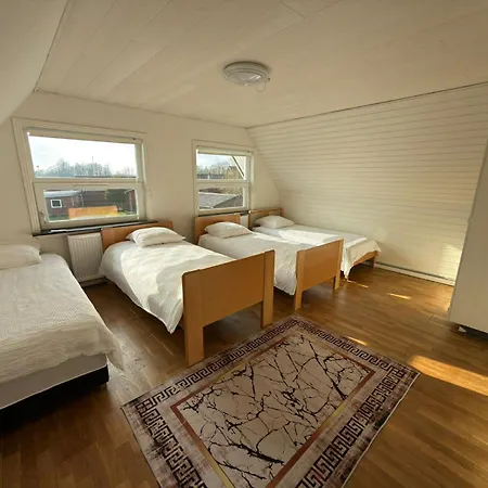 Dom wakacyjny Familievenlig Bolig Taet Pa Billund Plads Til 7 *